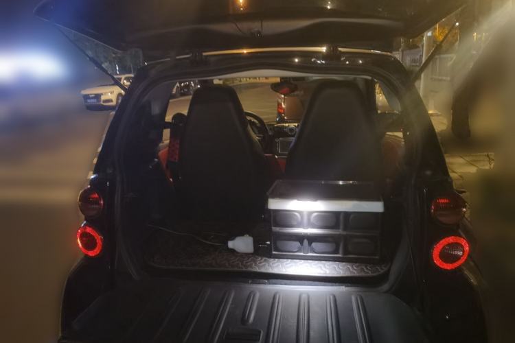 Used smart fortwo 2012 1.0 MHD Hardtop Comfort Edition Trunk