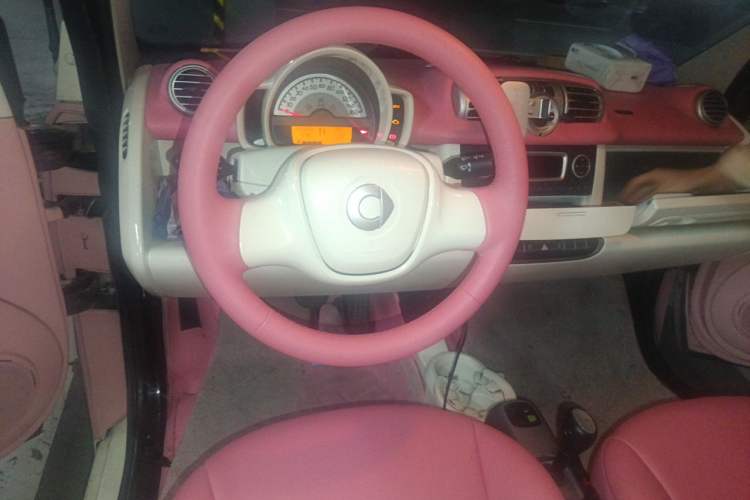 Used smart fortwo 2012 1.0 MHD Hardtop Standard Edition Center Console