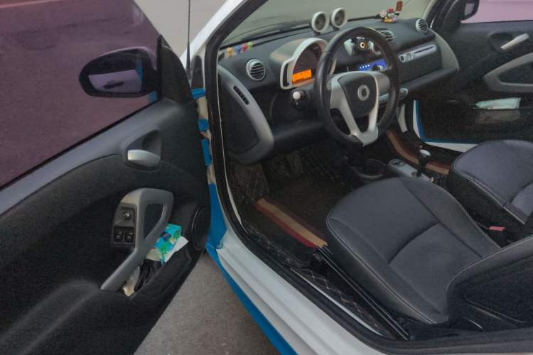 Used smart fortwo 2012 1.0 MHD Hardtop Comfort Edition Driver Seat