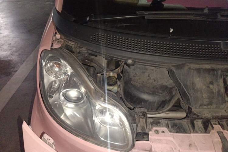 Used smart fortwo 2012 1.0 MHD Hardtop Standard Edition Engine Bay Right