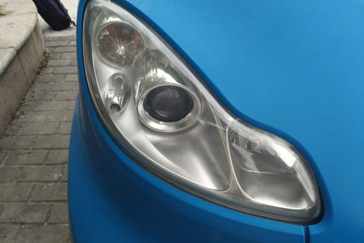 Used smart fortwo 2012 1.0T Convertible Passion Edition Exterior 6