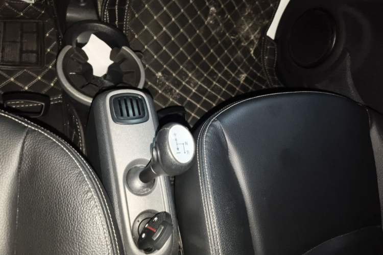 Used smart fortwo  Gear Lever