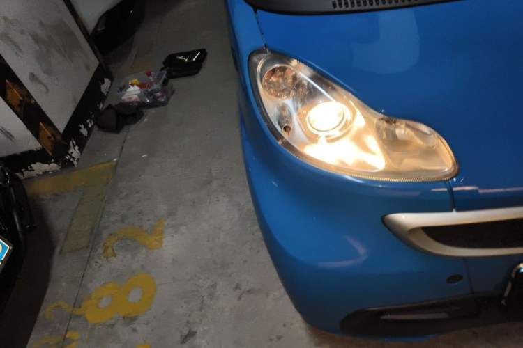Used smart fortwo  Right Front Headlight