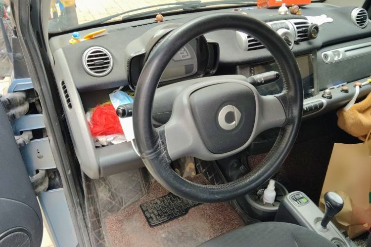 Used smart fortwo 2012 1.0 MHD Hardtop Comfort Edition Steering Wheel
