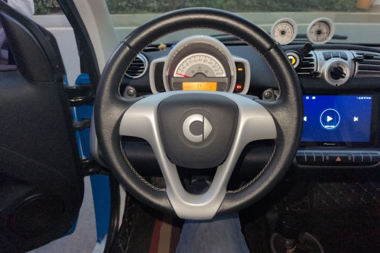 Used smart fortwo 2012 1.0 MHD Hardtop Comfort Edition Steering Wheel