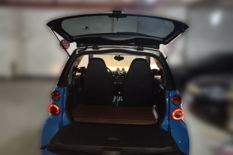 Used smart fortwo  Trunk