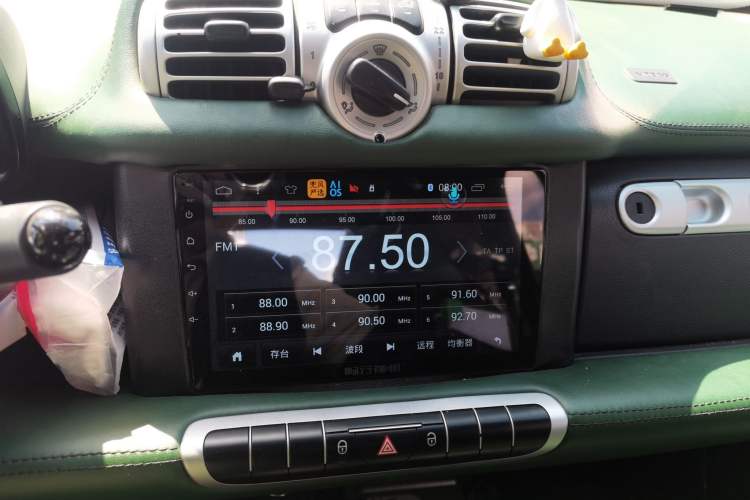Used smart fortwo 2012 1.0 MHD Hardtop Comfort Edition Audio And AC Panel