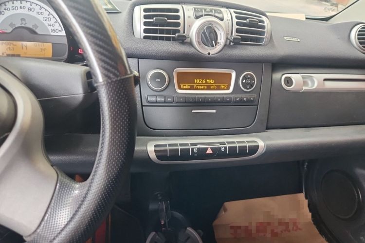Used smart fortwo 2012 1.0 MHD Hardtop Standard Edition Audio And AC Panel