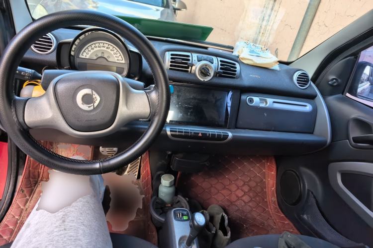 Used smart fortwo 2012 1.0 MHD Hardtop Comfort Edition Center Console