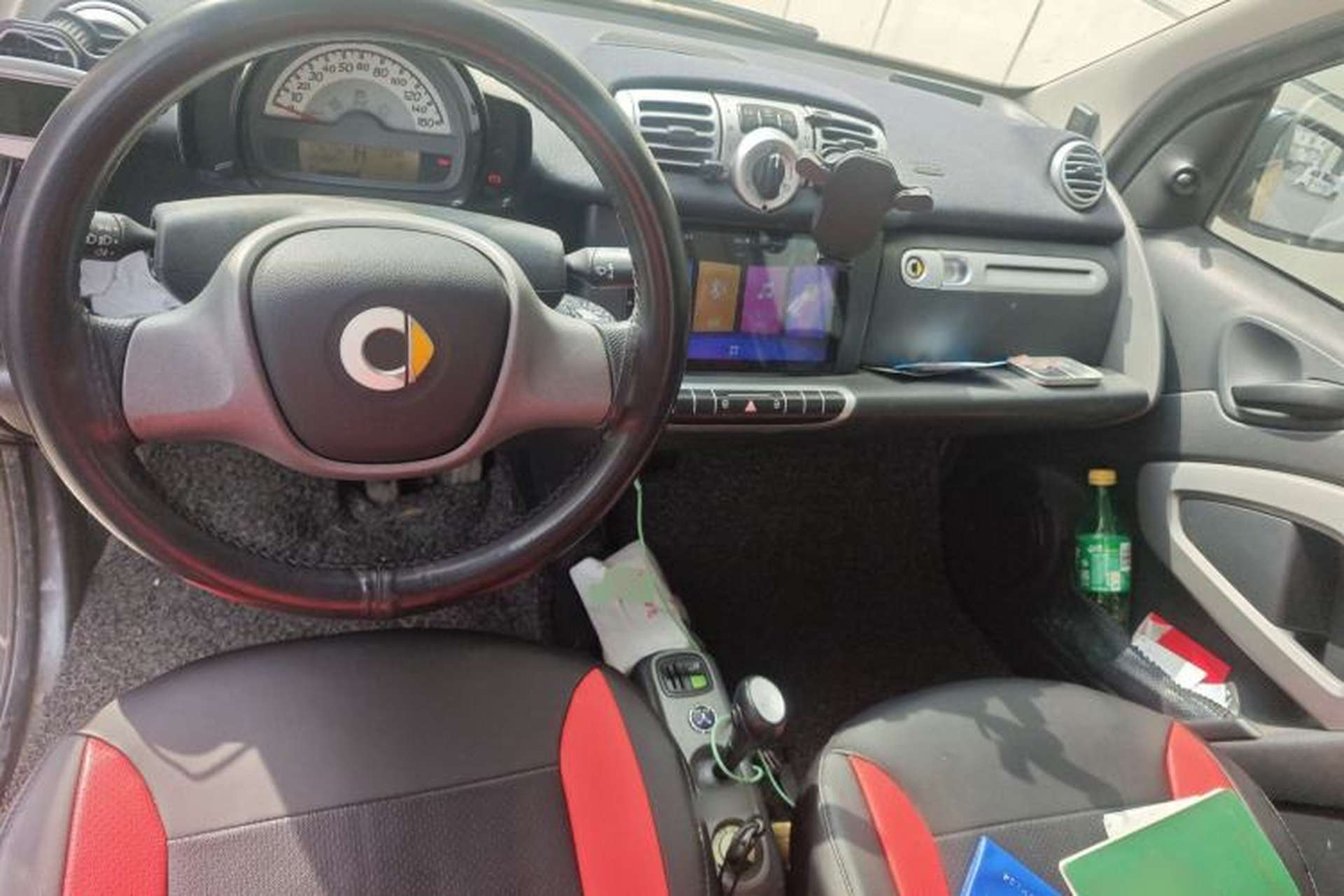 Used smart fortwo 2012 1.0 MHD Hardtop Standard Edition Center Console