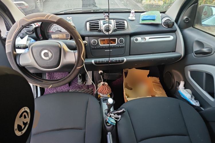 Used smart fortwo 2012 1.0 MHD Hardtop Standard Edition Center Console