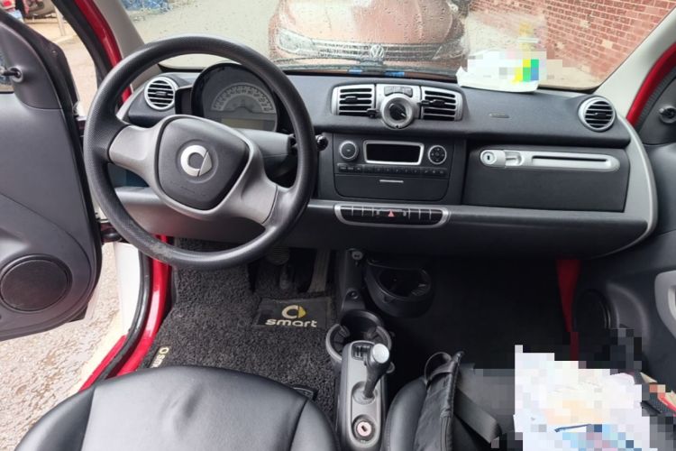 Used smart fortwo 2012 1.0 MHD Hardtop Comfort Edition Center Console