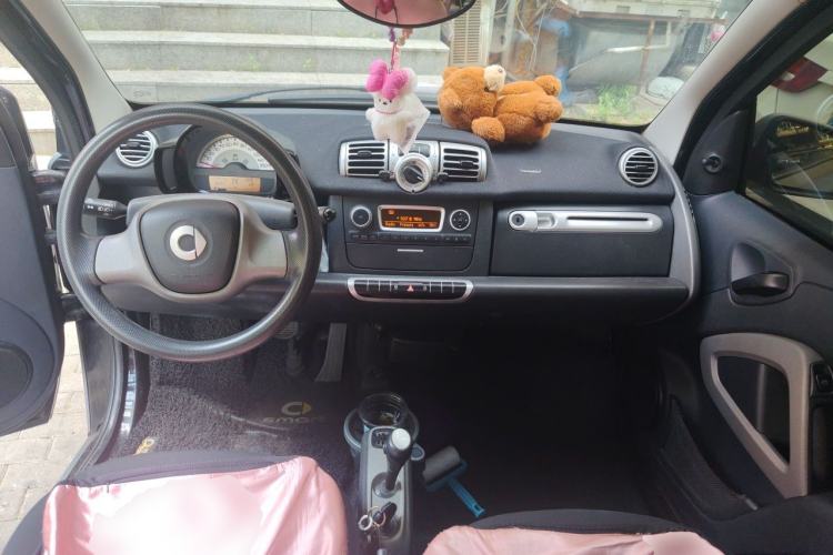 Used smart fortwo 2012 1.0 MHD Hardtop Standard Edition Center Console