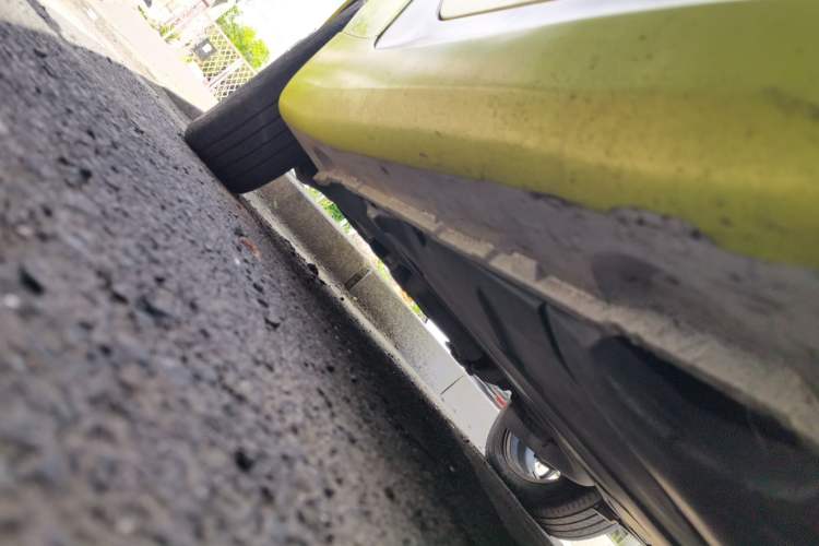 Used smart fortwo 2012 1.0 MHD Hardtop Comfort Edition Chassis Front Right