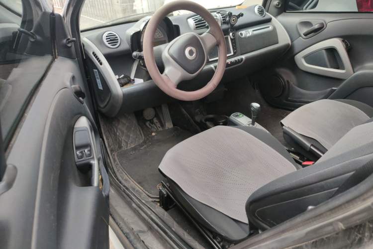 Used smart fortwo 2012 1.0 MHD Hardtop Comfort Edition Driver Seat