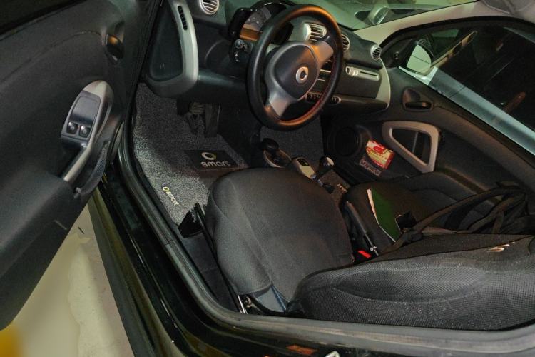 Used smart fortwo 2012 1.0 MHD Hardtop Standard Edition Driver Seat