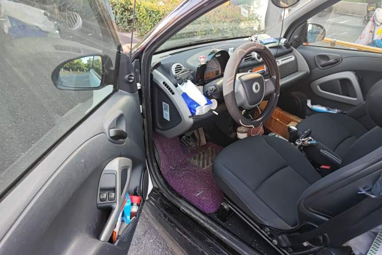 Used smart fortwo 2012 1.0 MHD Hardtop Standard Edition Driver Seat