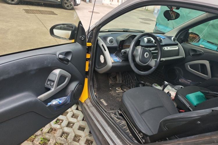 Used smart fortwo 2012 1.0 MHD Hardtop Standard Edition Driver Seat