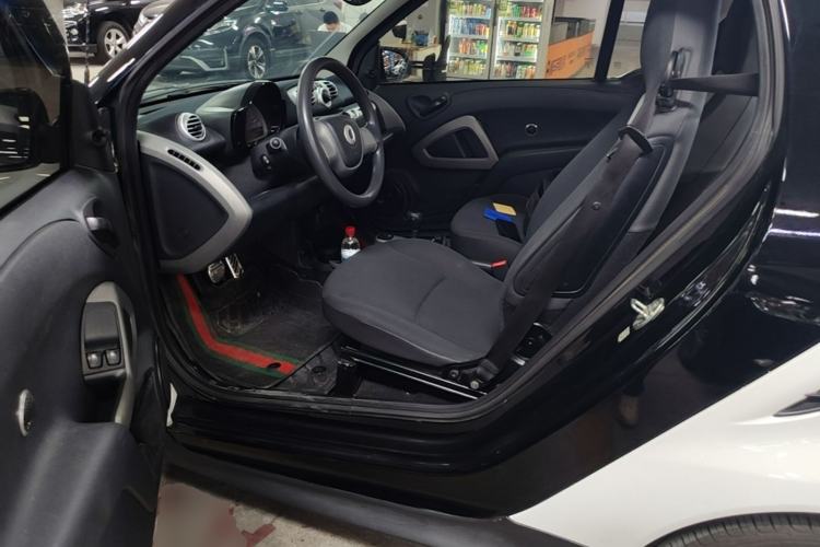 Used smart fortwo 2012 1.0 MHD Hardtop Standard Edition Driver Seat