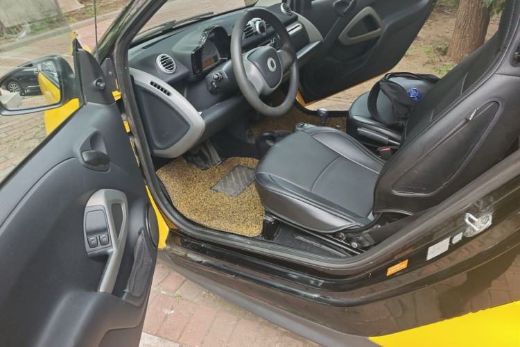 Used smart fortwo 2012 1.0 MHD Hardtop Standard Edition Driver Seat