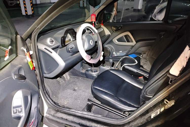 Used smart fortwo 2012 1.0 MHD Hardtop Standard Edition Driver Seat