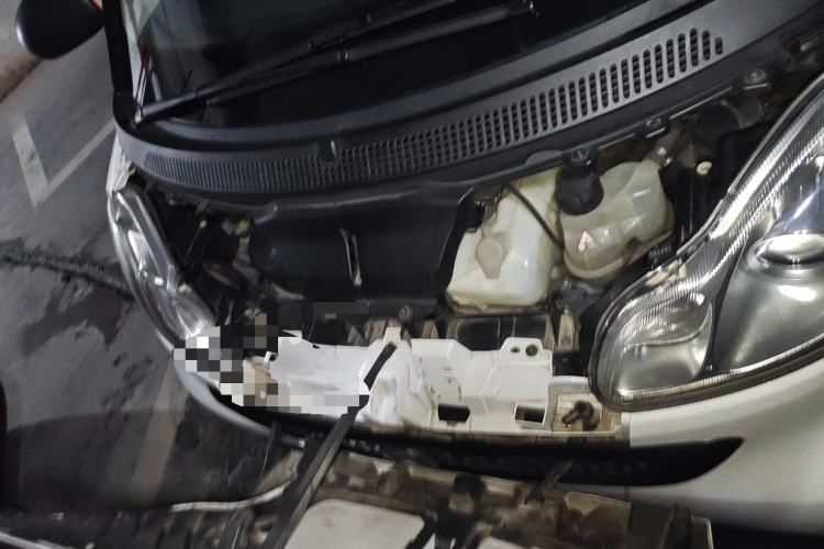 Used smart fortwo 2012 1.0 MHD Hardtop Standard Edition Engine Bay