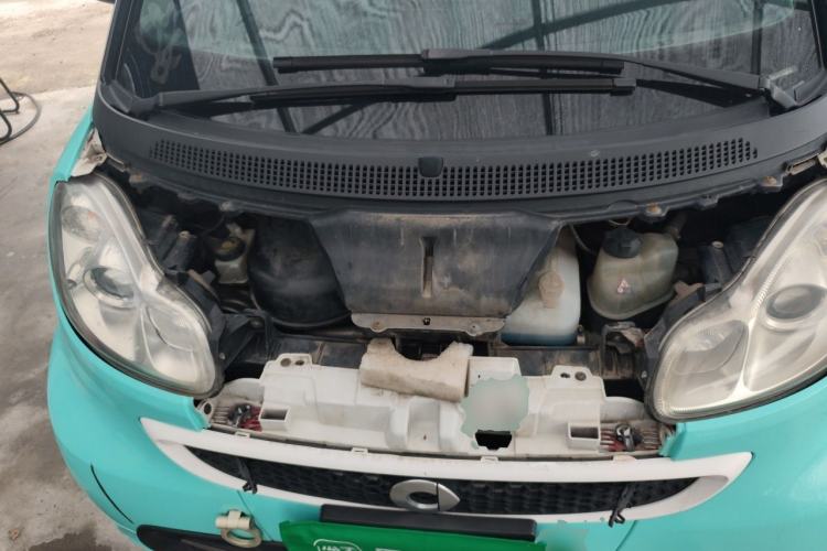 Used smart fortwo 2012 1.0 MHD Hardtop Standard Edition Engine Bay