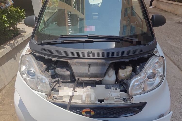 Used smart fortwo 2012 1.0 MHD Hardtop Standard Edition Engine Bay