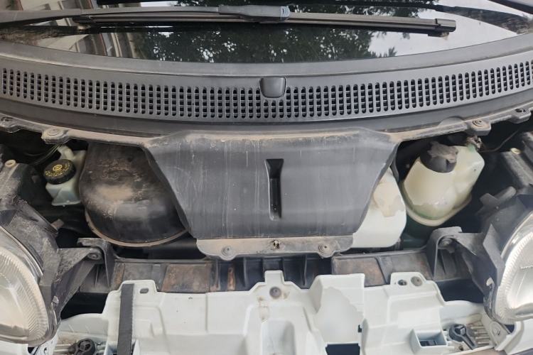 Used smart fortwo 2012 1.0 MHD Hardtop Standard Edition Engine Bay