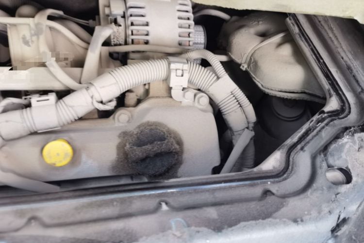 Used smart fortwo 2012 1.0 MHD Hardtop Comfort Edition Engine Bay Left