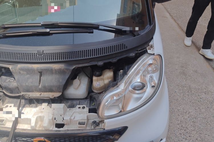 Used smart fortwo 2012 1.0 MHD Hardtop Standard Edition Engine Bay Left