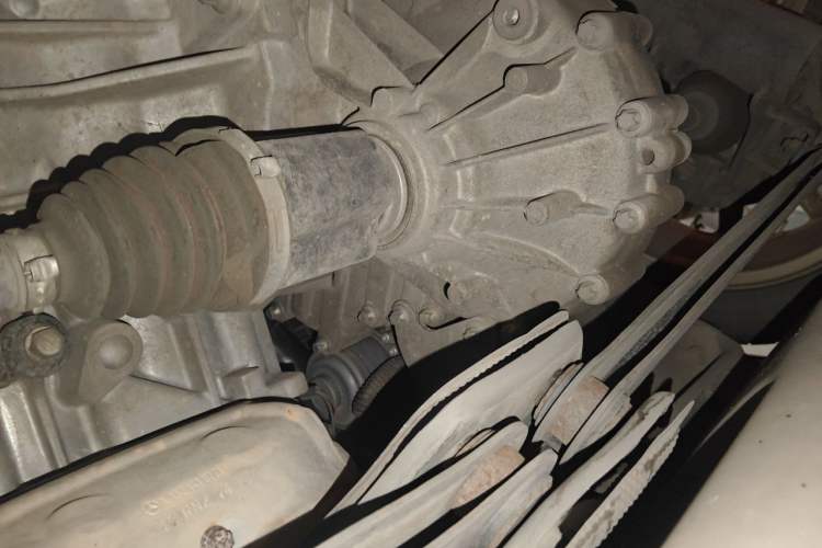 Used smart fortwo 2012 1.0 MHD Hardtop Passion Edition Engine Bay Left