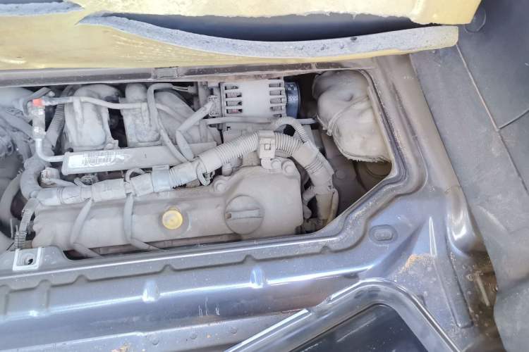 Used smart fortwo 2012 1.0 MHD Hardtop Standard Edition Engine Bay Left