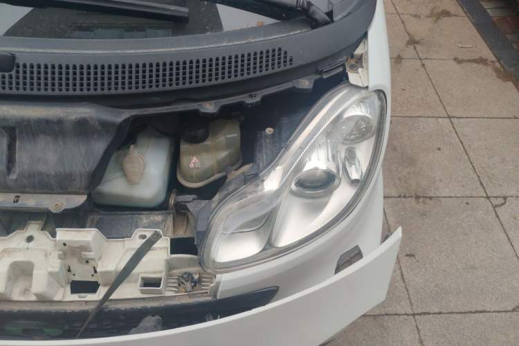 Used smart fortwo 2012 1.0 MHD Hardtop Standard Edition Engine Bay Left