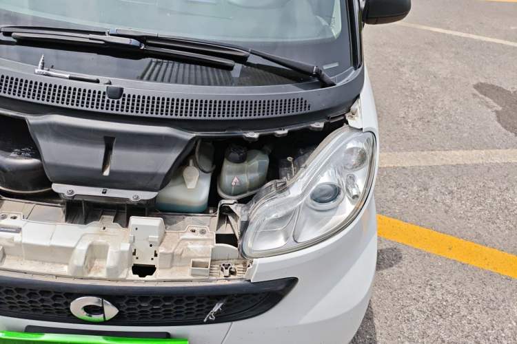 Used smart fortwo 2012 1.0 MHD Hardtop Standard Edition Engine Bay Left