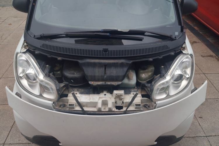 Used smart fortwo 2012 1.0 MHD Hardtop Standard Edition Engine Bay