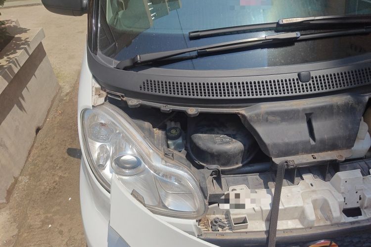 Used smart fortwo 2012 1.0 MHD Hardtop Standard Edition Engine Bay Right