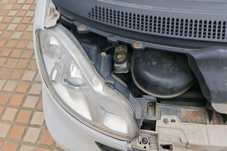 Used smart fortwo 2012 1.0 MHD Hardtop Standard Edition Engine Bay Right