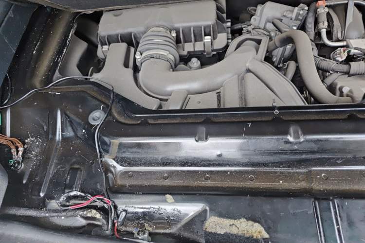 Used smart fortwo 2012 1.0 MHD Hardtop Comfort Edition Engine Bay Right