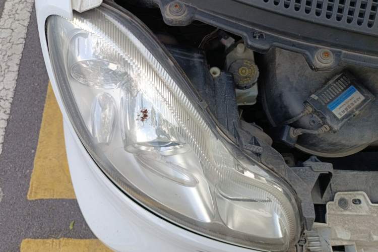 Used smart fortwo 2012 1.0 MHD Hardtop Standard Edition Engine Bay Right