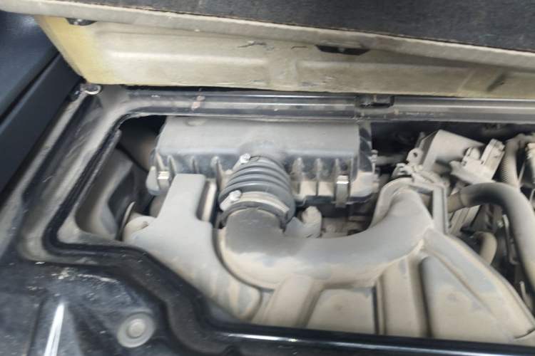 Used smart fortwo 2012 1.0 MHD Hardtop Comfort Edition Engine Bay Right