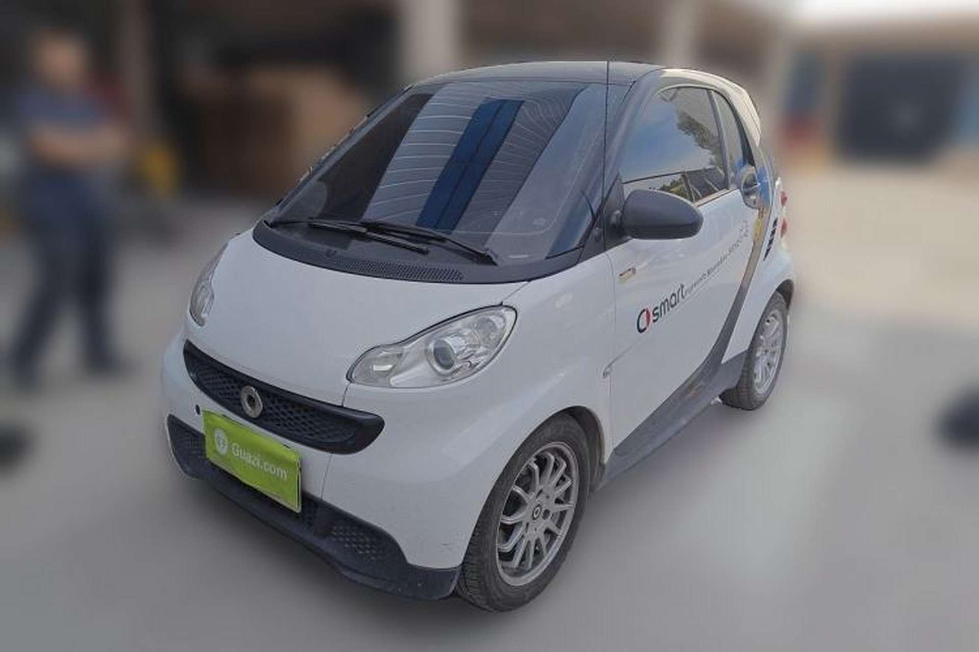Used smart fortwo 2012 1.0 MHD Hardtop Standard Edition Front Left 45 Deg