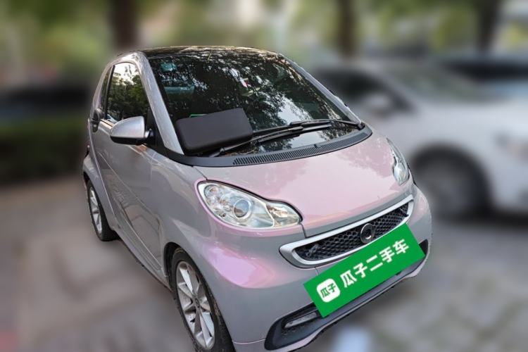 Used smart fortwo 2012 1.0 MHD Hardtop Passion Edition Front Right 45 Deg