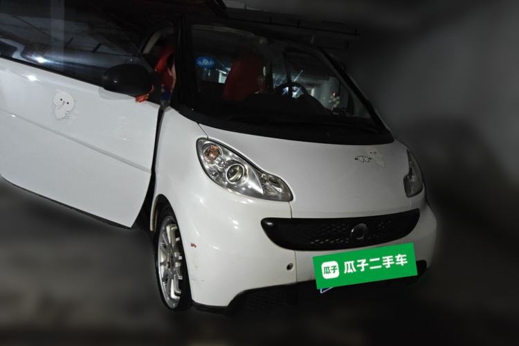 Used smart fortwo 2012 1.0 MHD Hardtop Standard Edition Front Right 45 Deg
