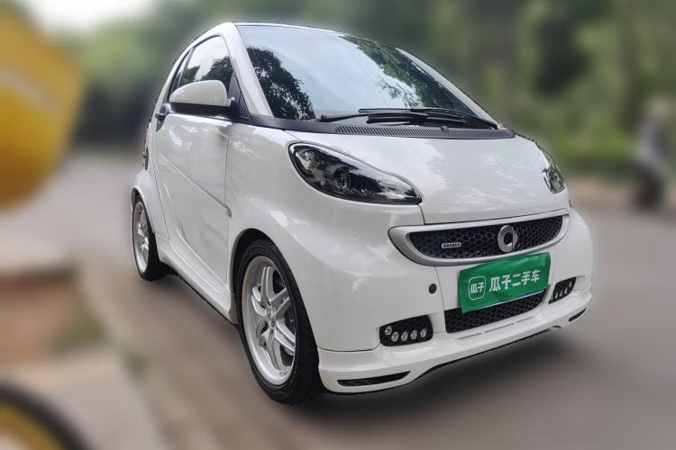 Used smart fortwo 2012 1.0T Bosu Xclusive Edition Front Right 45 Deg