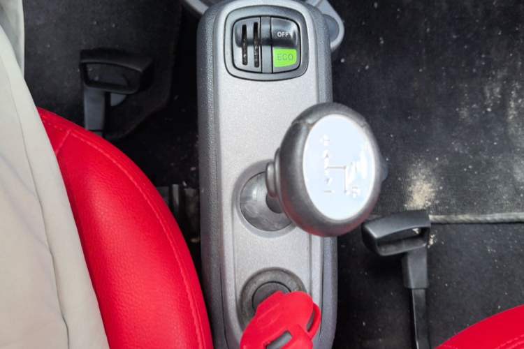 Used smart fortwo 2012 1.0 MHD Hardtop Standard Edition Gear Lever