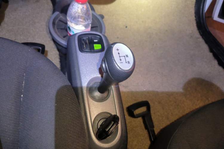 Used smart fortwo 2012 1.0 MHD Hardtop Comfort Edition Gear Lever
