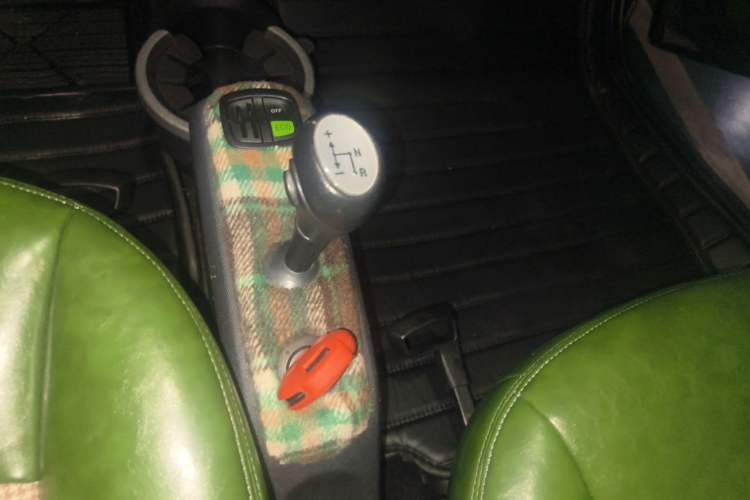 Used smart fortwo 2012 1.0 MHD Hardtop Comfort Edition Gear Lever