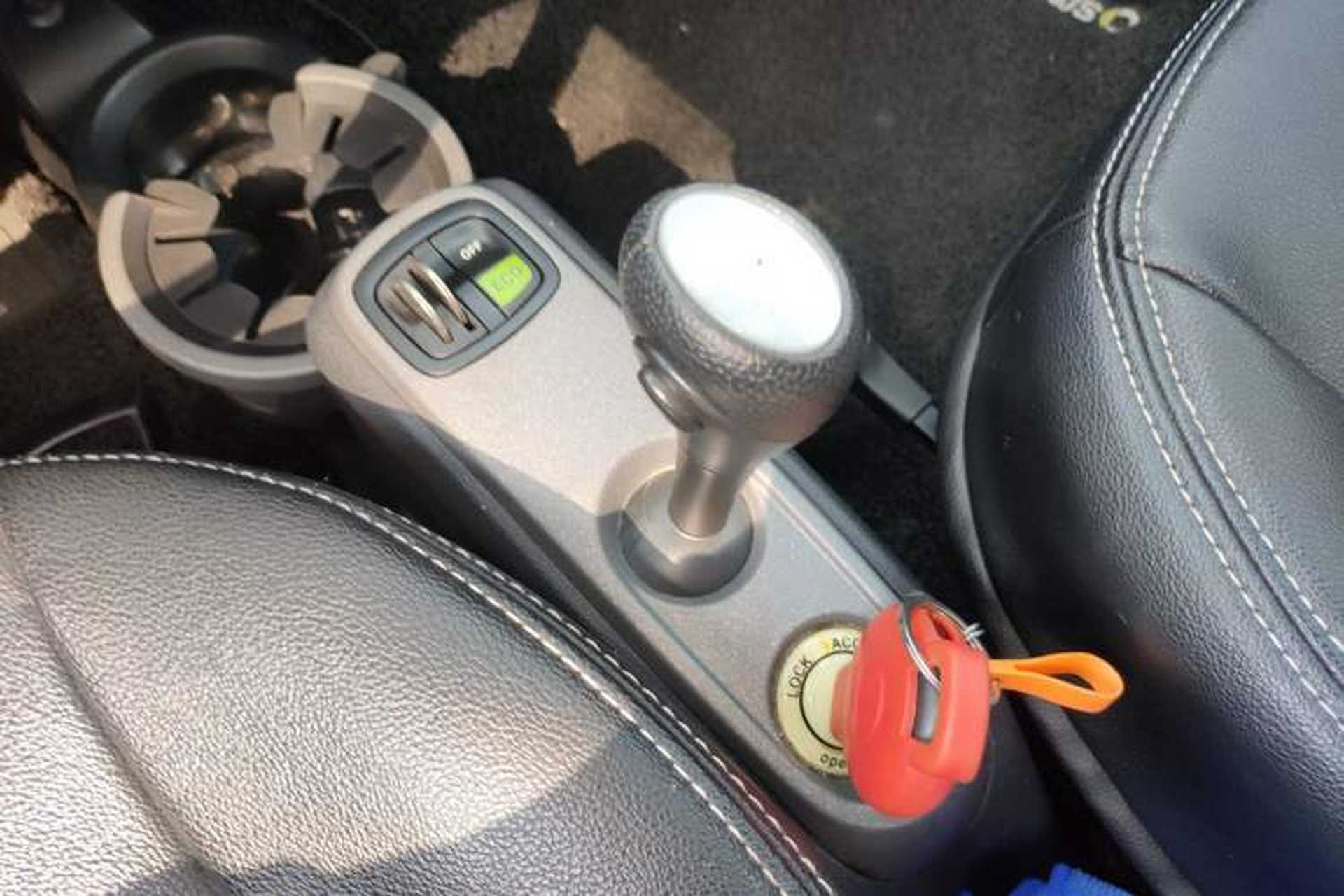 Used smart fortwo 2012 1.0 MHD Hardtop Comfort Edition Gear Lever