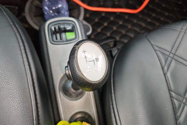 Used smart fortwo 2012 1.0 MHD Hardtop Standard Edition Gear Lever